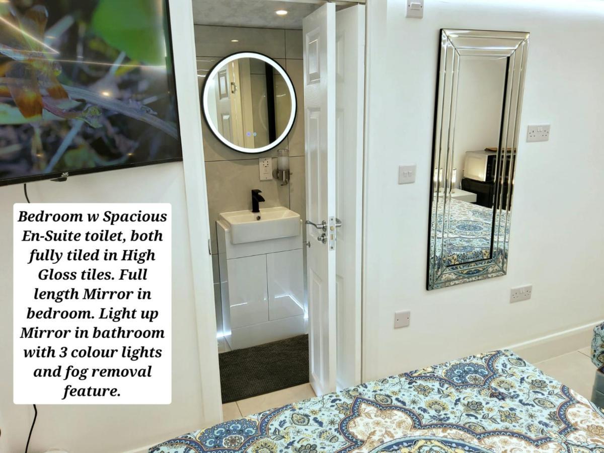 Canal View Suites: Spacious Comfort with Free Parking Southall Exterior photo