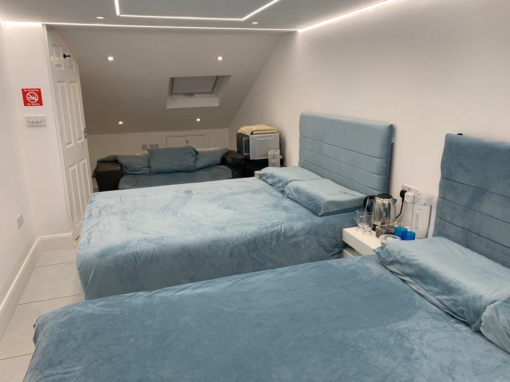 Canal View Suites: Spacious Comfort with Free Parking Southall Exterior photo